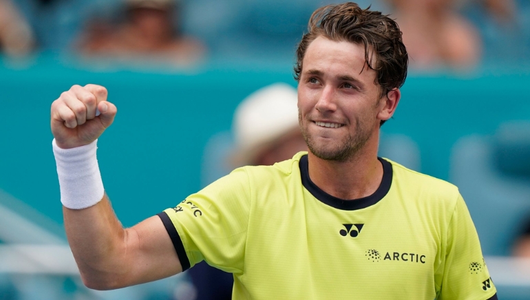 Casper Ruud Cruises Past Ramos to Open French Open Campaign with Dominant Win